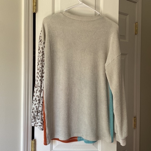 SOLD!!! Jane Boutique Leopard Patchwork Ribbed Top - Picture 5 of 5